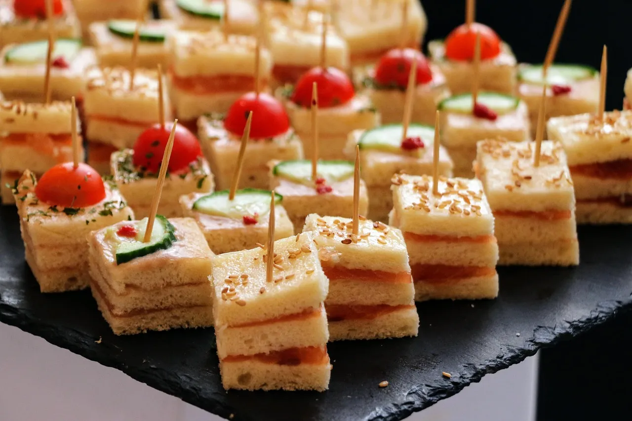 home-corporate-catering-image-3