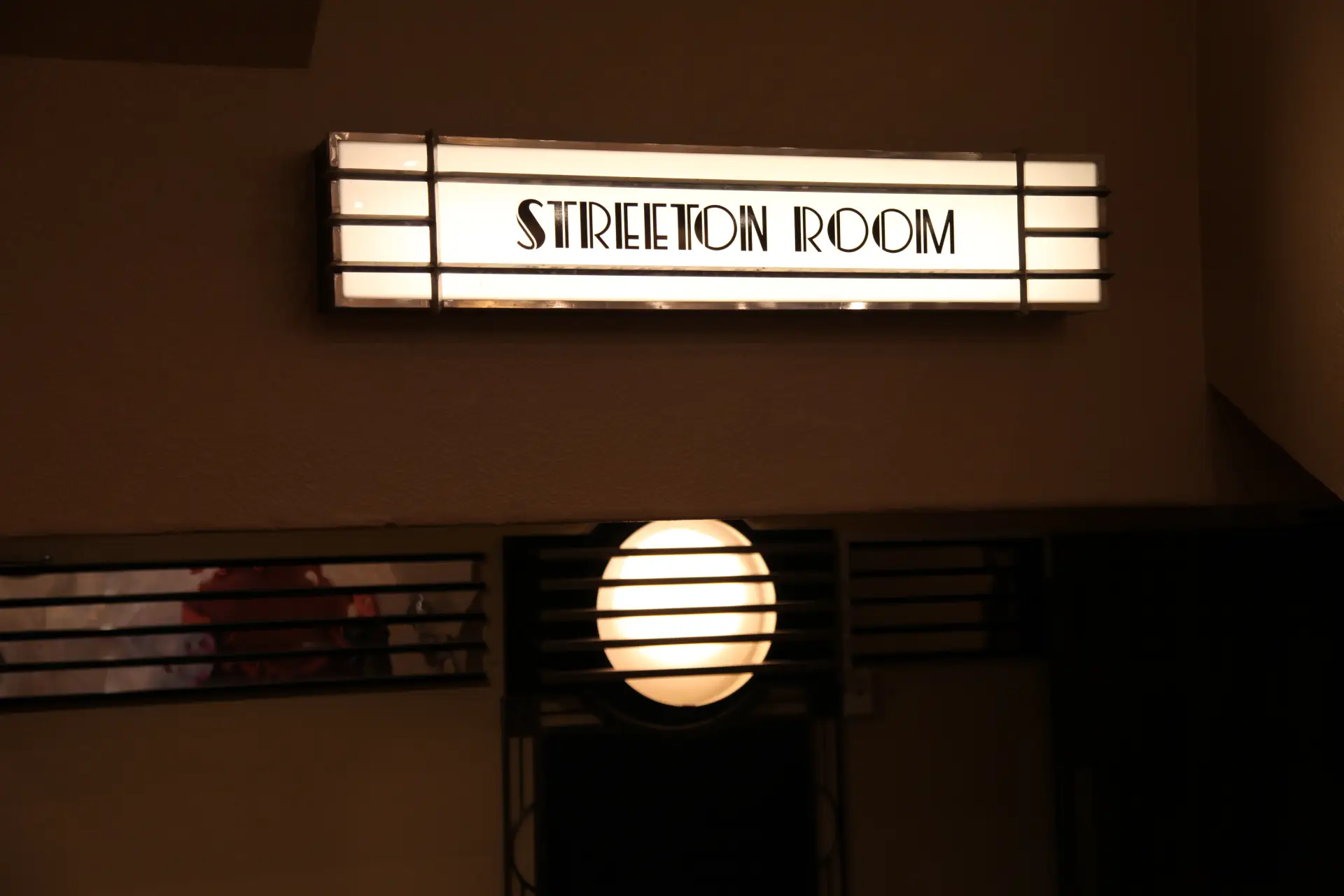 Illuminated Art Deco doorway sign for the historic Streeton Room at The Centre Ivanhoe.